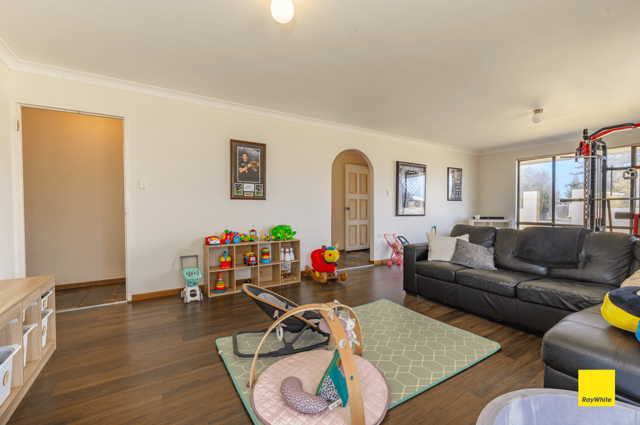 17 Horton Way, LANCELIN, WA 6044