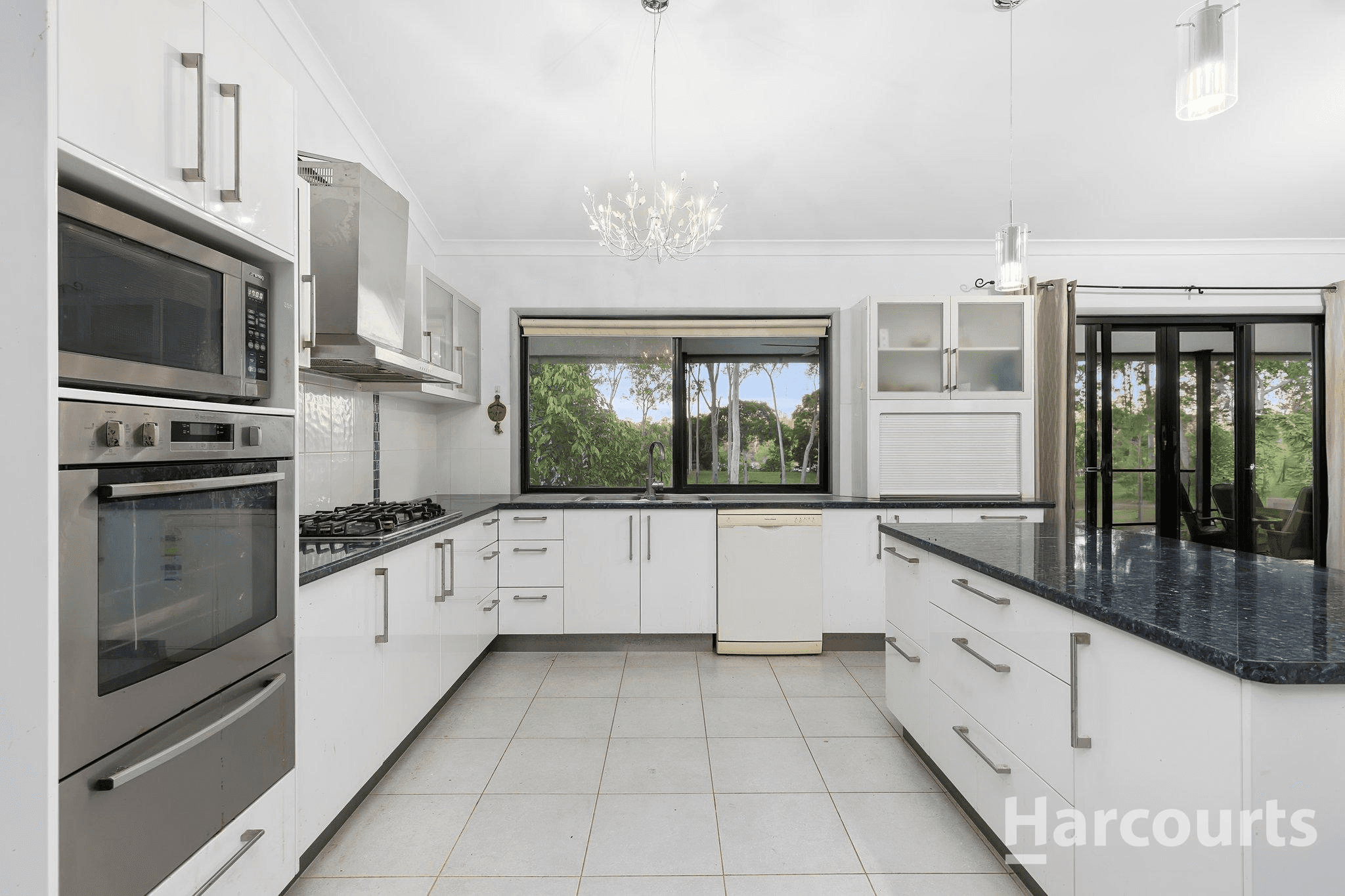 210 Pacific Haven Circuit, PACIFIC HAVEN, QLD 4659