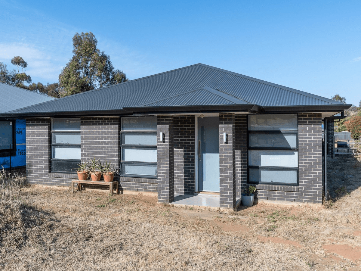 6 Young Road, KANMANTOO, SA 5252