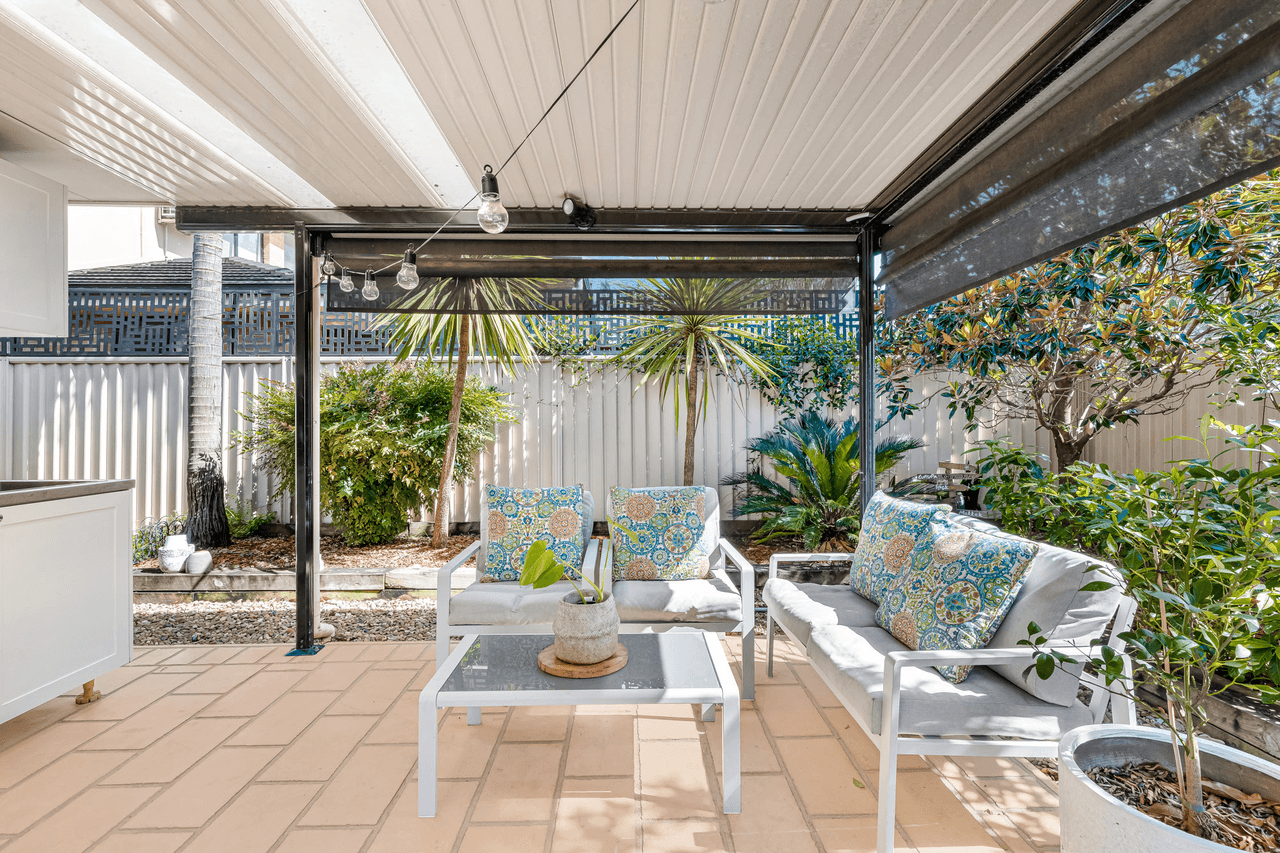 35 Dalmeny Drive, PRESTONS, NSW 2170