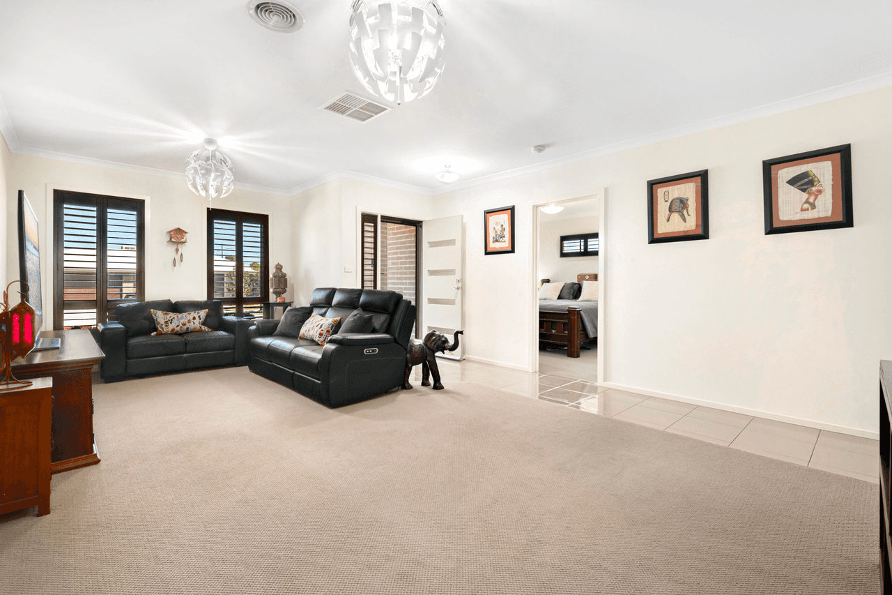 34 Woorawa Drive, DOREEN, VIC 3754