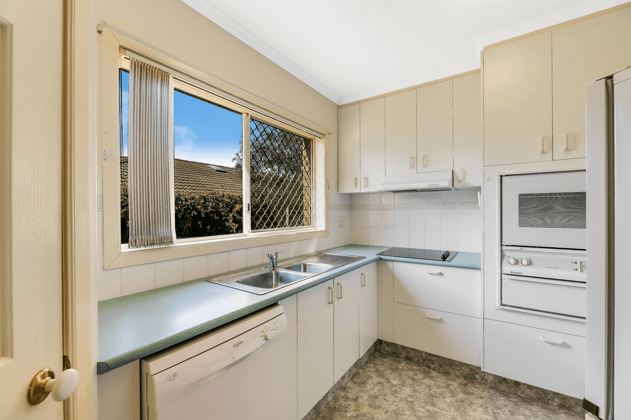 Villa 29 Glenfield Court, MIDDLE RIDGE, QLD 4350