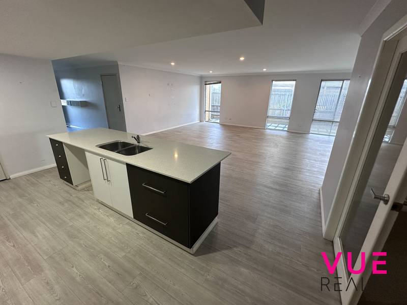 25 Firewood Vsta, Yanchep, WA 6035