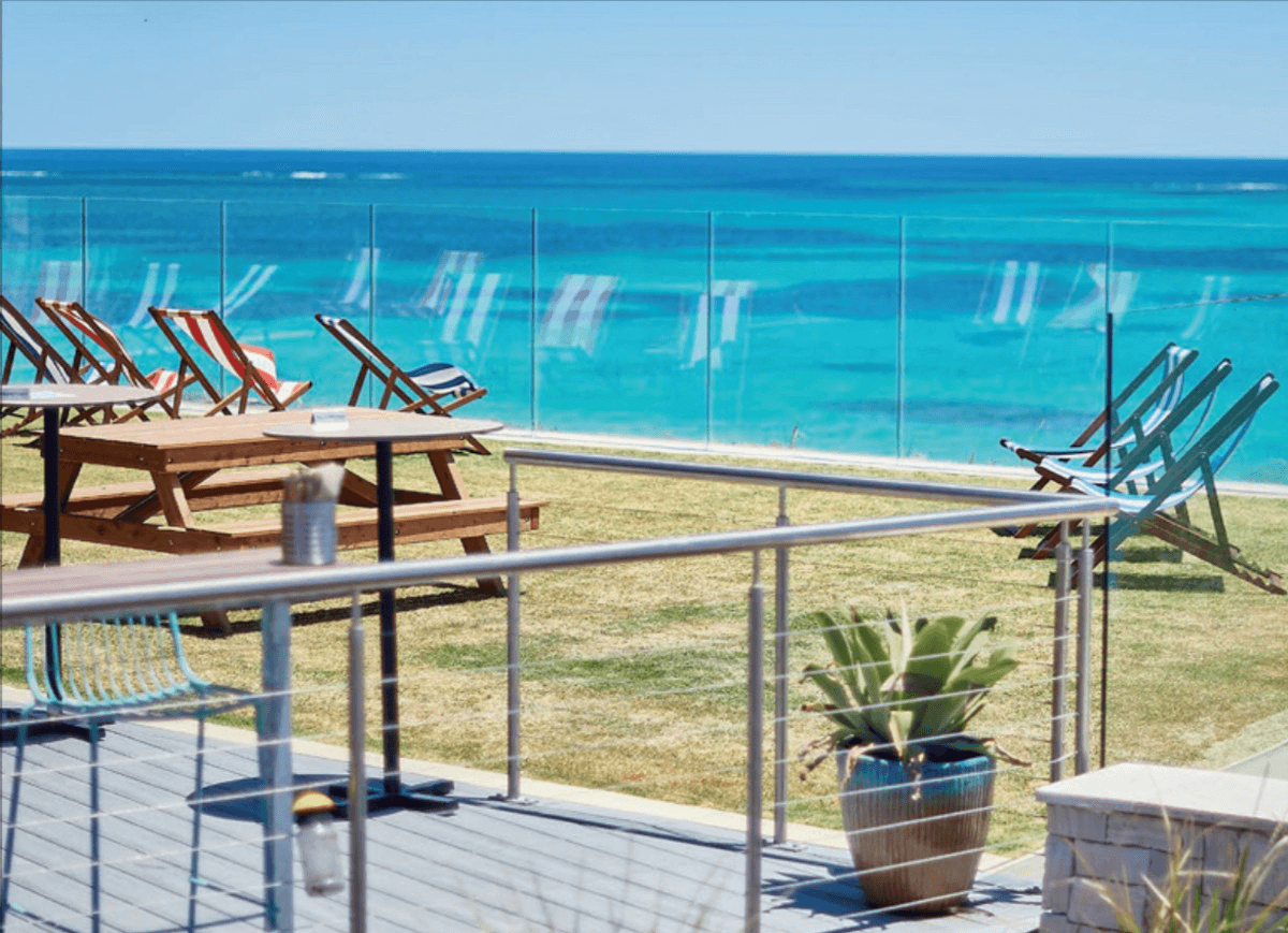 2099 Amberton Beach, Eglinton, WA 6034