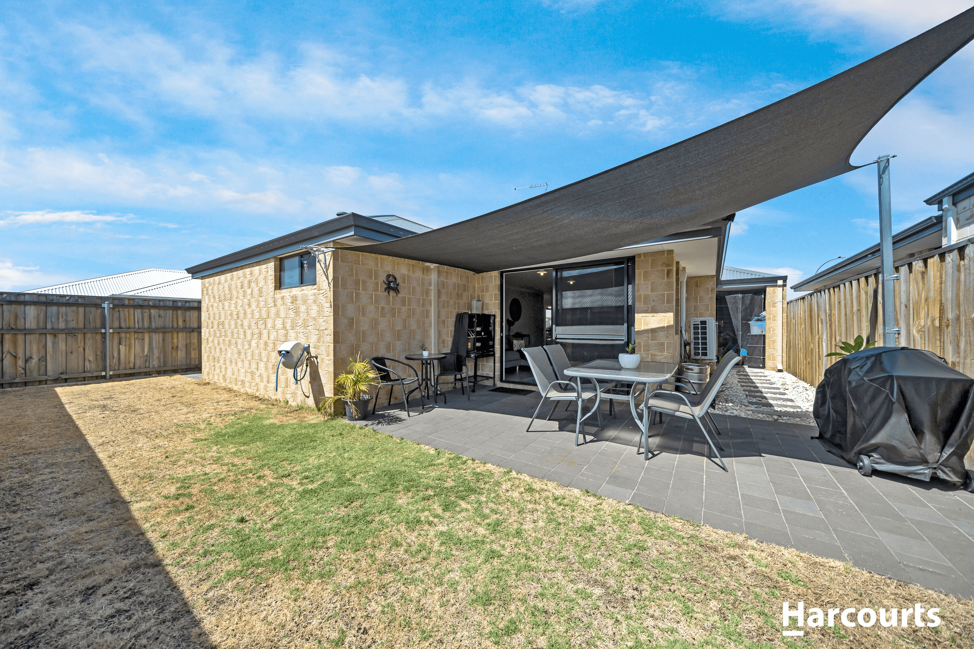 16 Dalgarup Way, ELLENBROOK, WA 6069