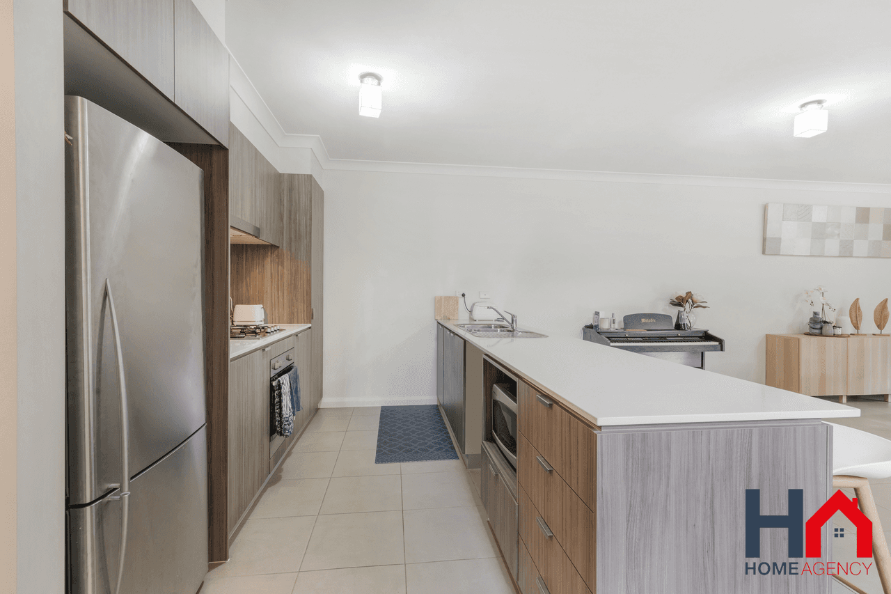 21 Bishop Crescent, BONNYRIGG, NSW 2177