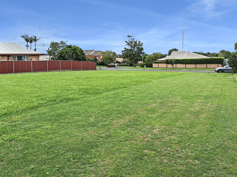 34 Wiemers Crescent, Centenary Heights, QLD 4350