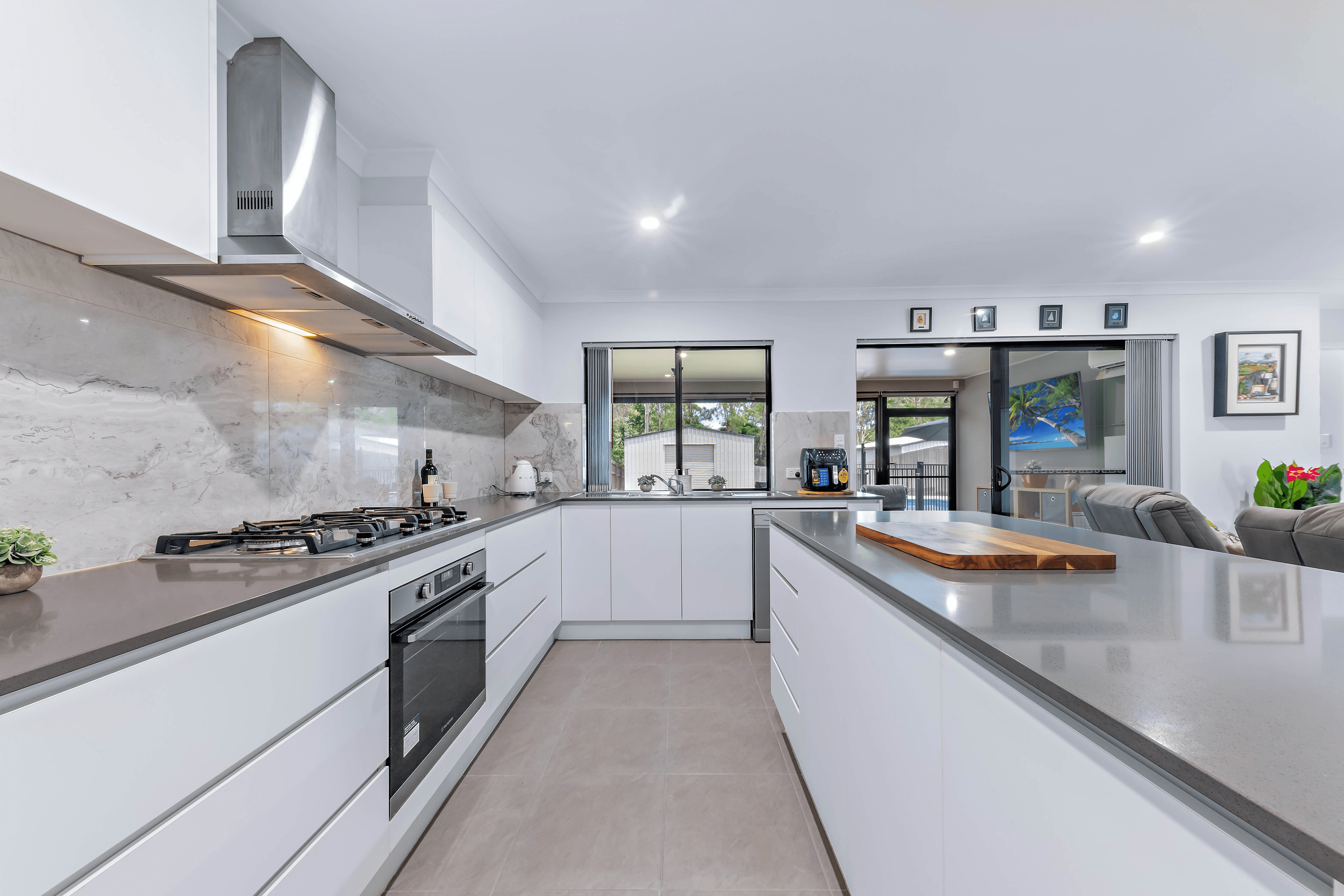 80 Trader Crescent, CANNONVALE, QLD 4802