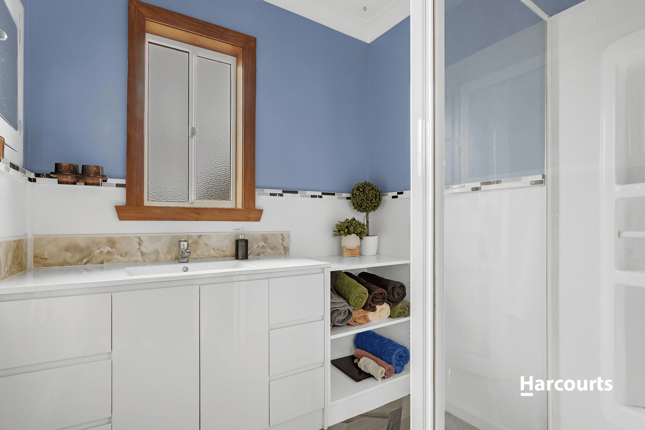 19 Madden Crescent, DEVONPORT, TAS 7310