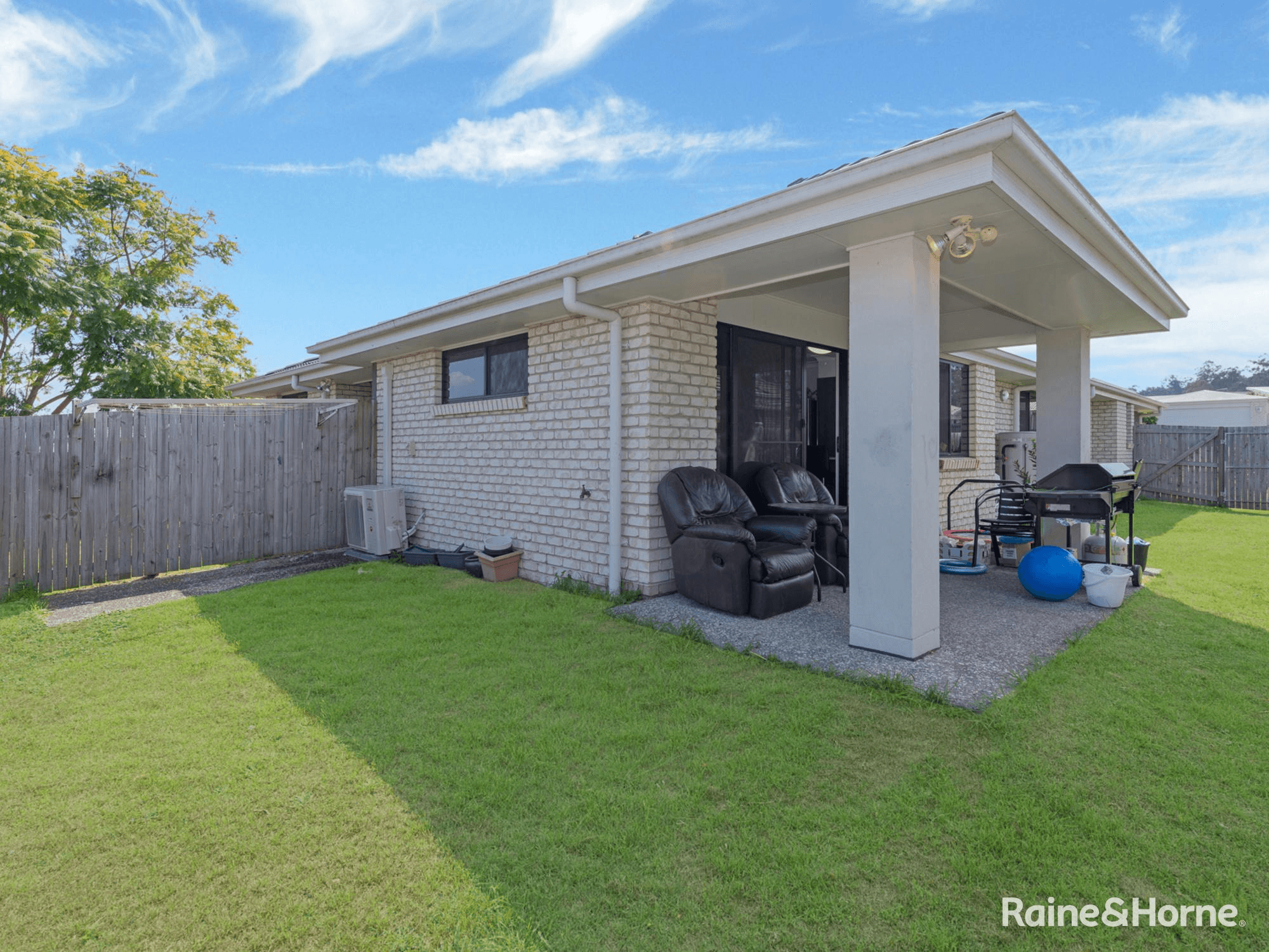 12 Phoebe Way, GLENEAGLE, QLD 4285