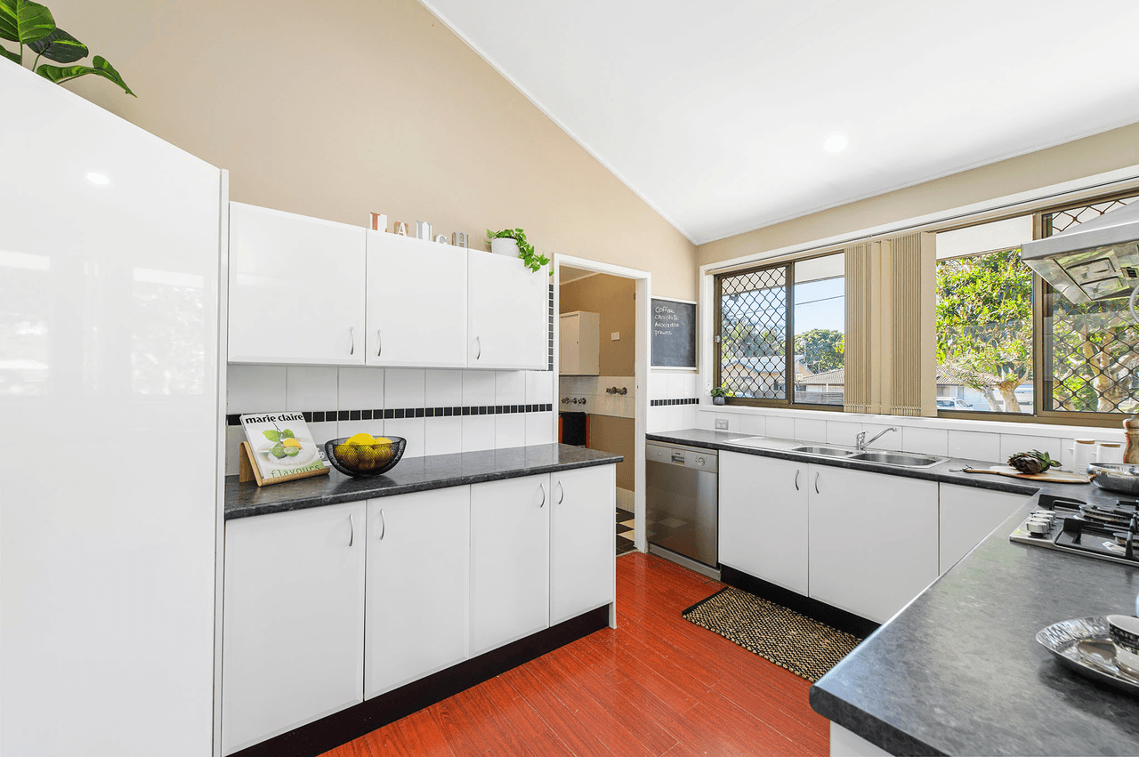 15 Mareeba Crescent, PORT MACQUARIE, NSW 2444