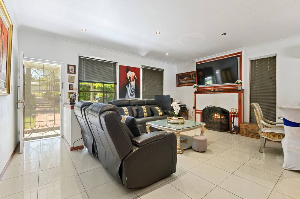 10-14 Short Street, BORONIA HEIGHTS, QLD 4124