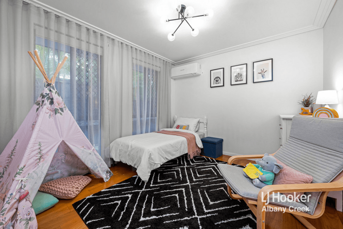 2 Corso Street, Eatons Hill, QLD 4037