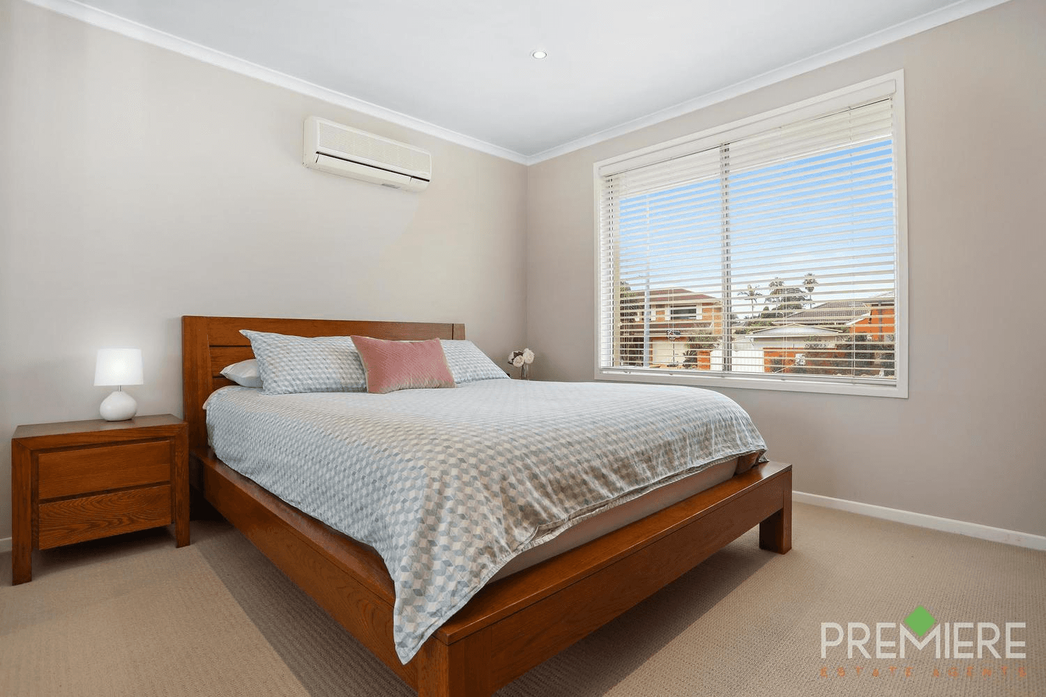 11 Cudgegong Road, Ruse, NSW 2560