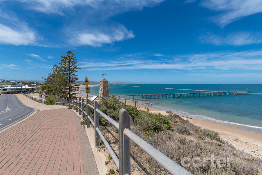 2/10 Leitch Ave, PORT NOARLUNGA, SA 5167