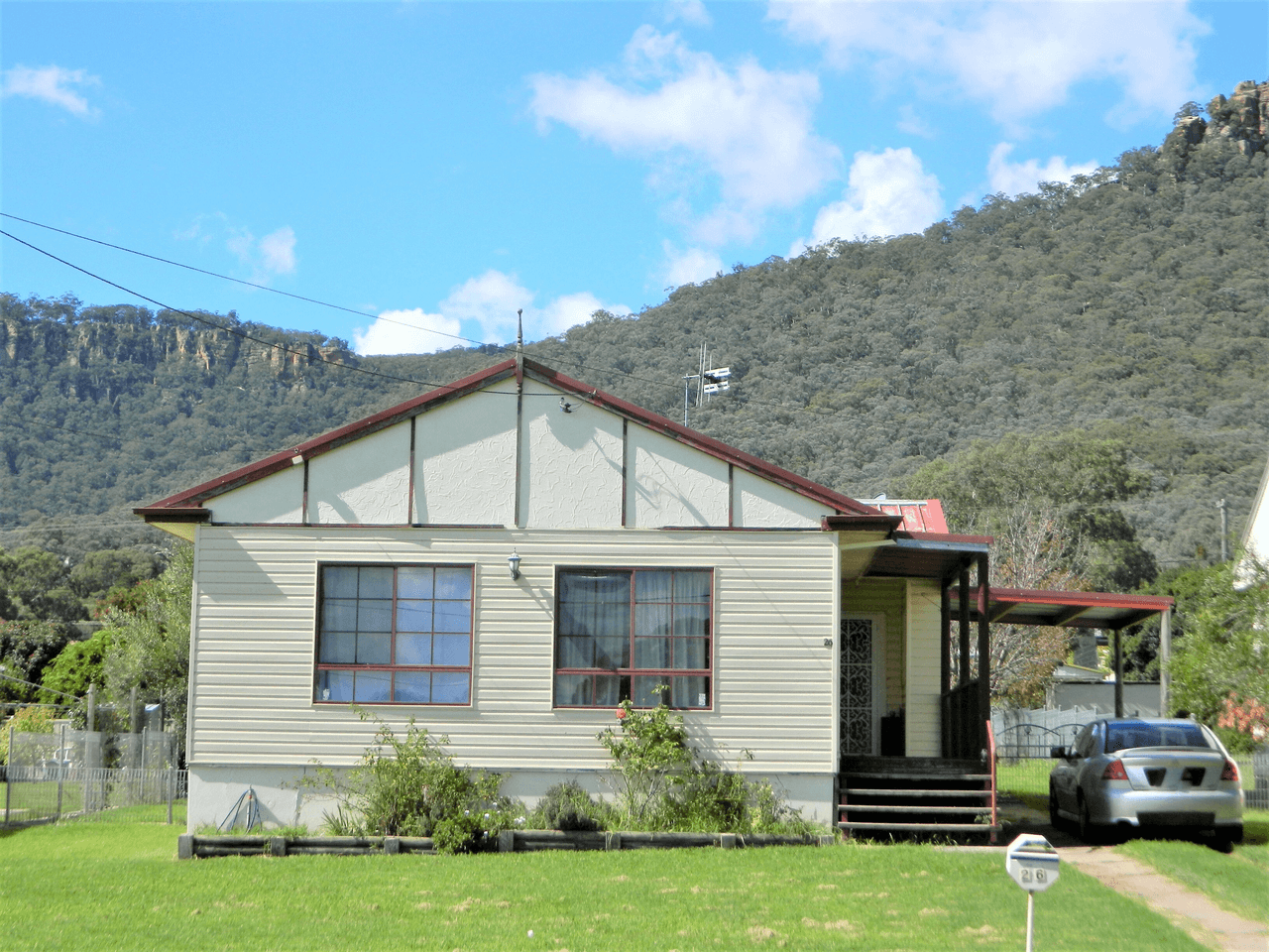 26 Bent St, Kandos, NSW 2848