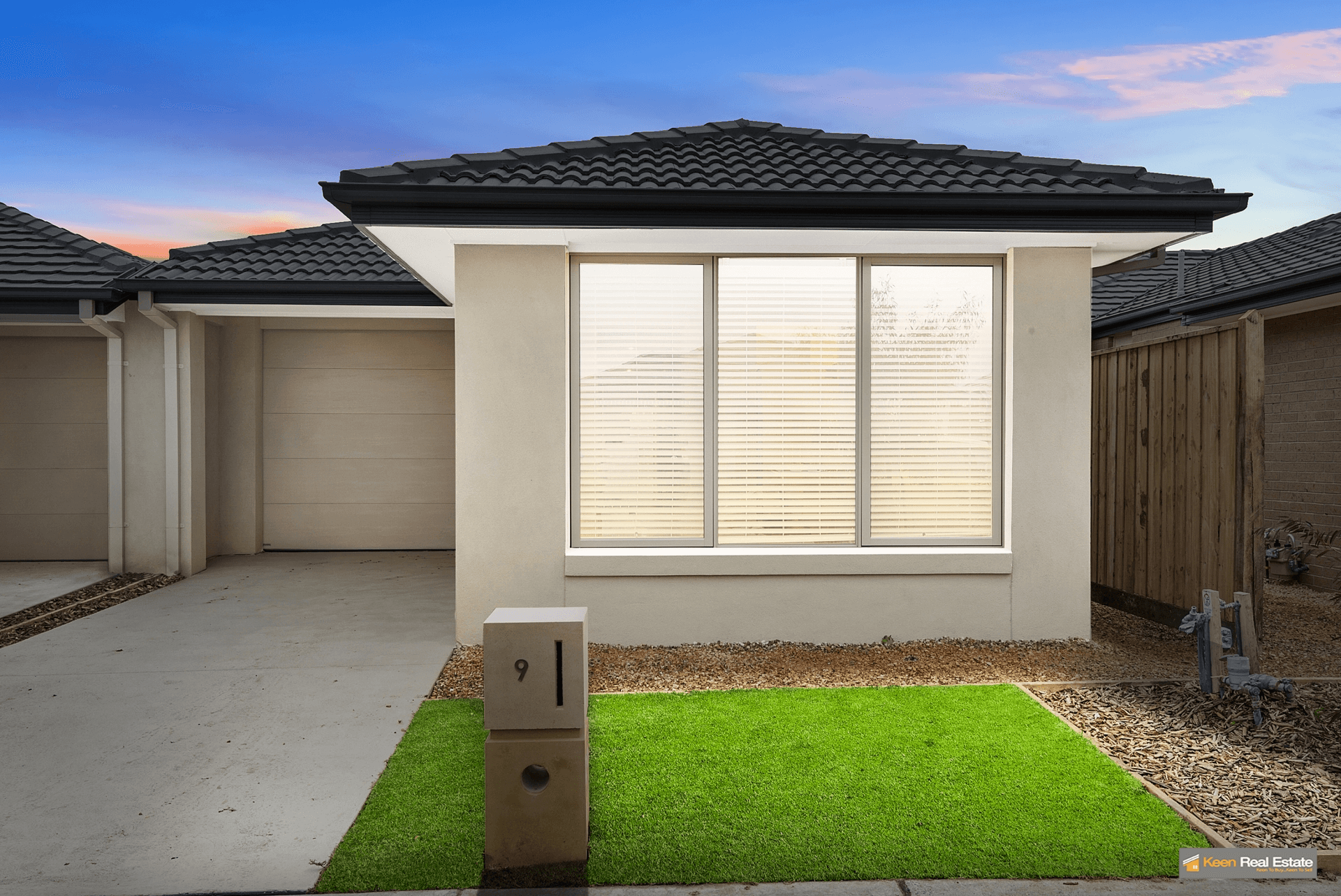 9 Mossey Crescent, CRANBOURNE EAST, VIC 3977