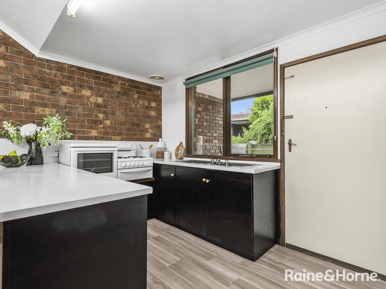 6/2 Pyke Street, WOODEND, VIC 3442