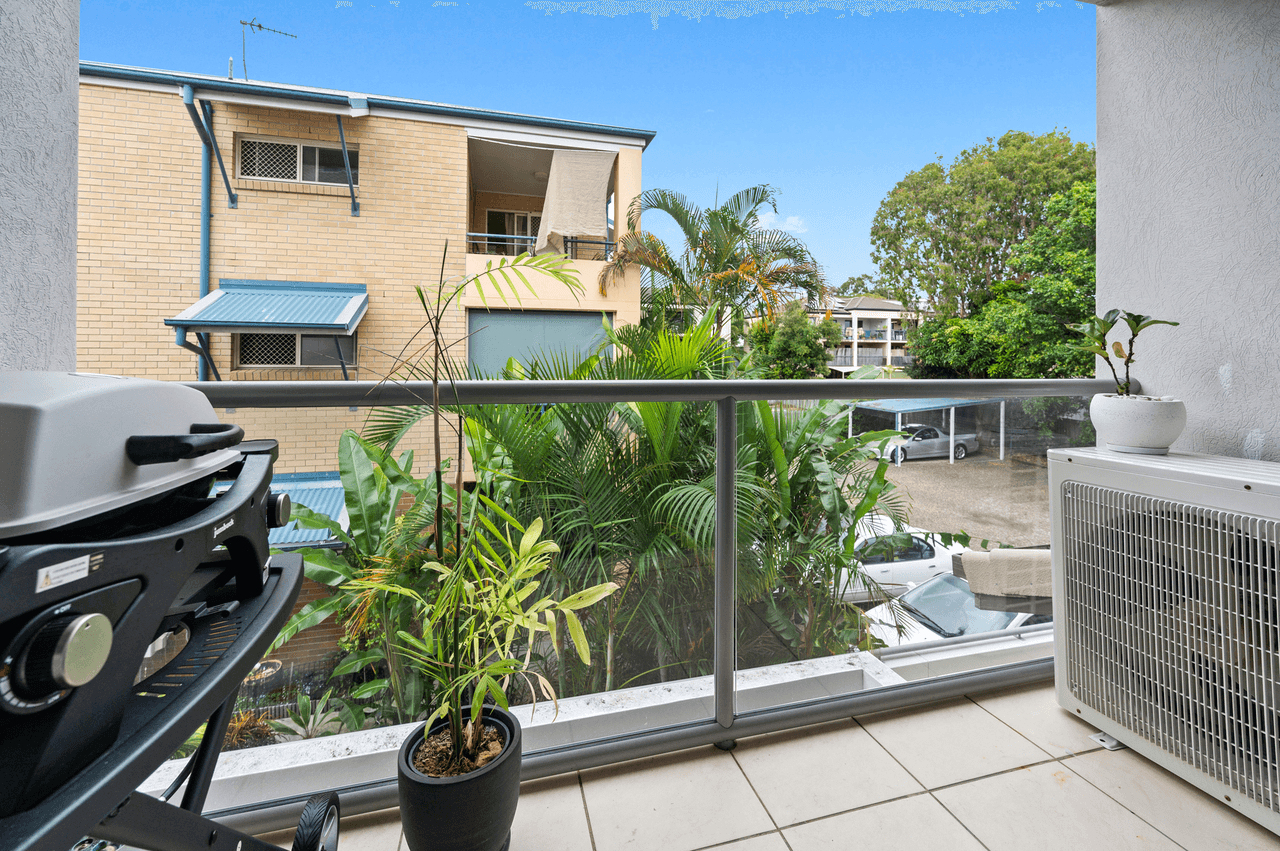 9/32 Bath Street, LABRADOR, QLD 4215