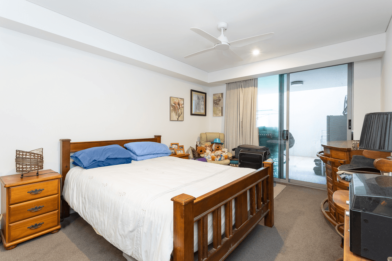 3/24 Prince Edward Parade, REDCLIFFE, QLD 4020