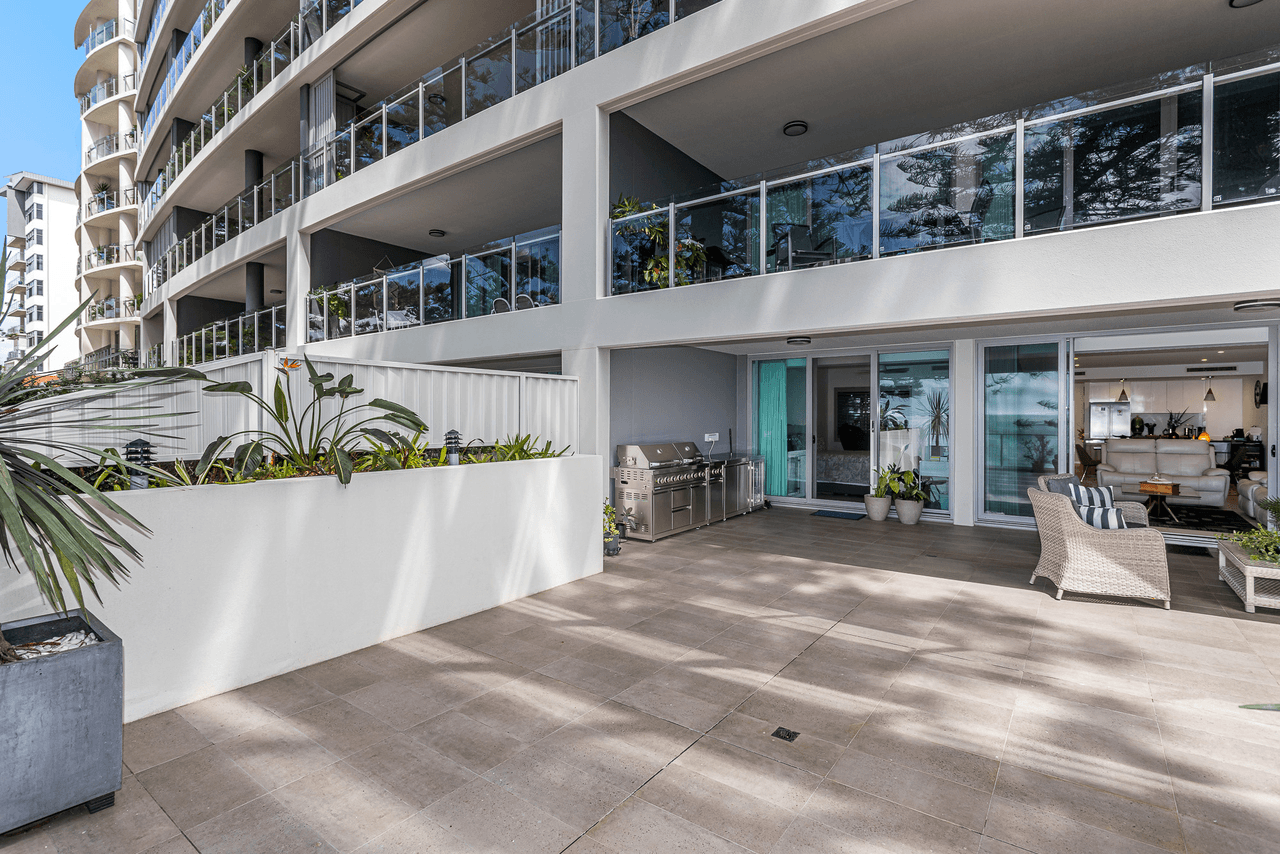 3/24 Prince Edward Parade, REDCLIFFE, QLD 4020