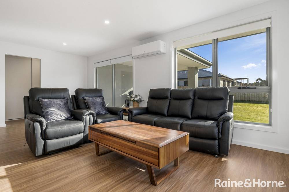 7 Winterborne Road, ROKEBY, TAS 7019