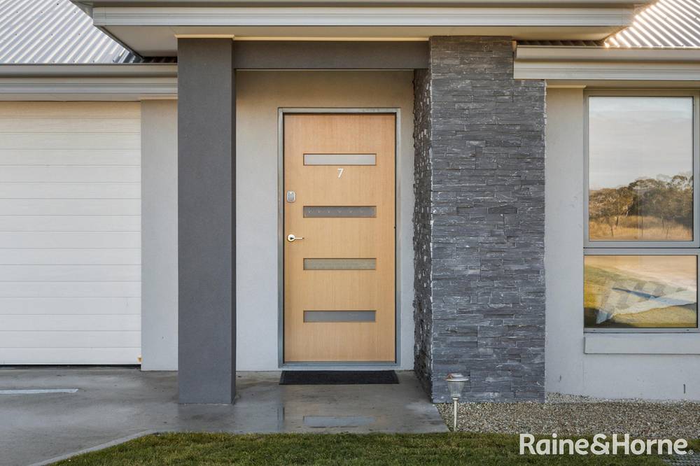 7 Winterborne Road, ROKEBY, TAS 7019