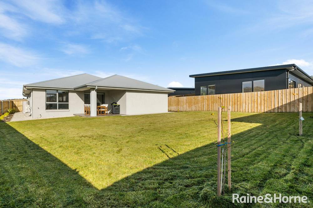 7 Winterborne Road, ROKEBY, TAS 7019