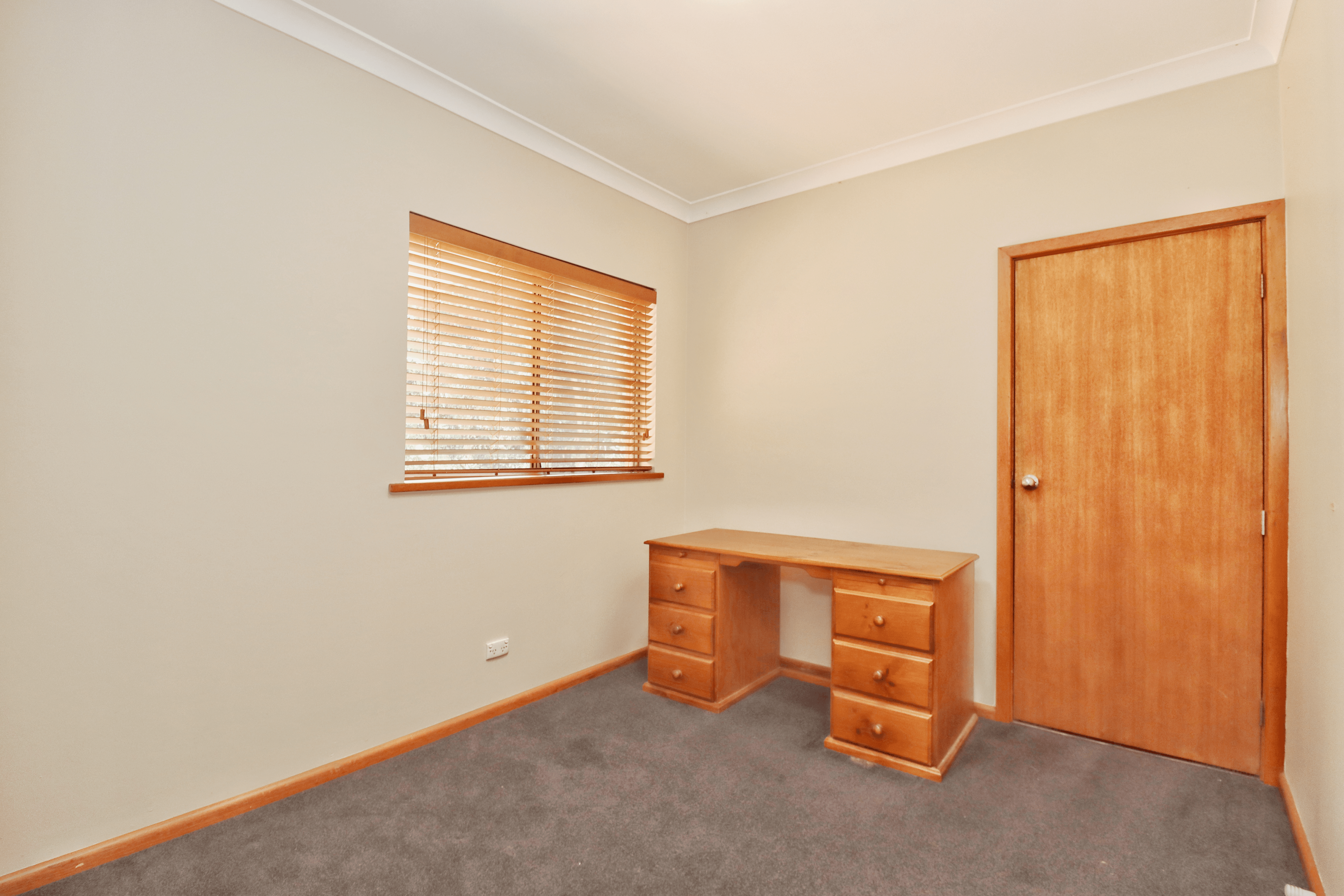 11 Kanangra Street, COWRA, NSW 2794