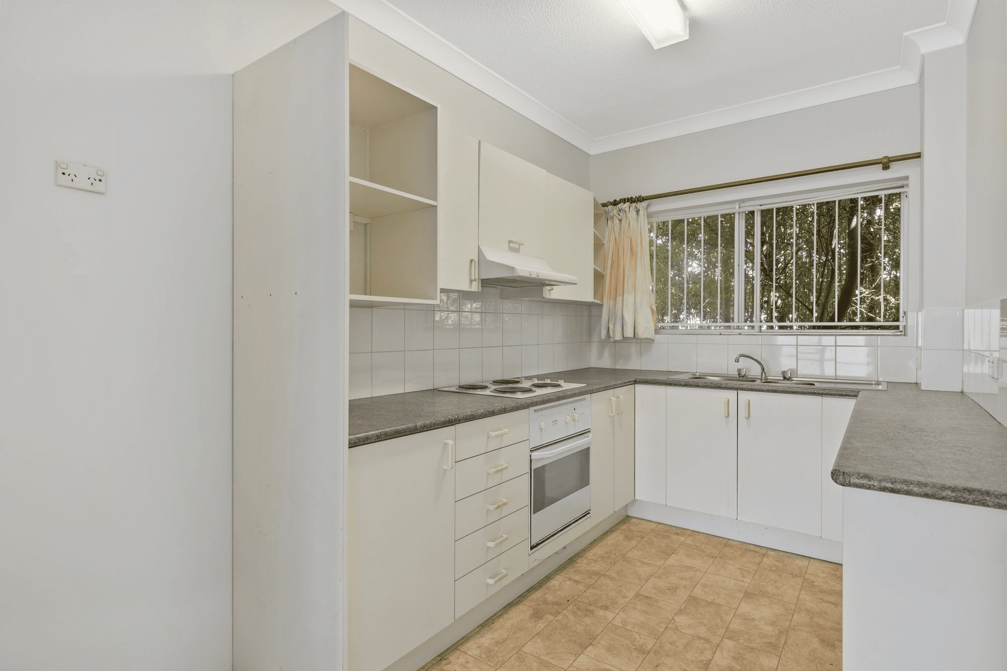 2/8 Terrace street, Toowong, QLD 4066