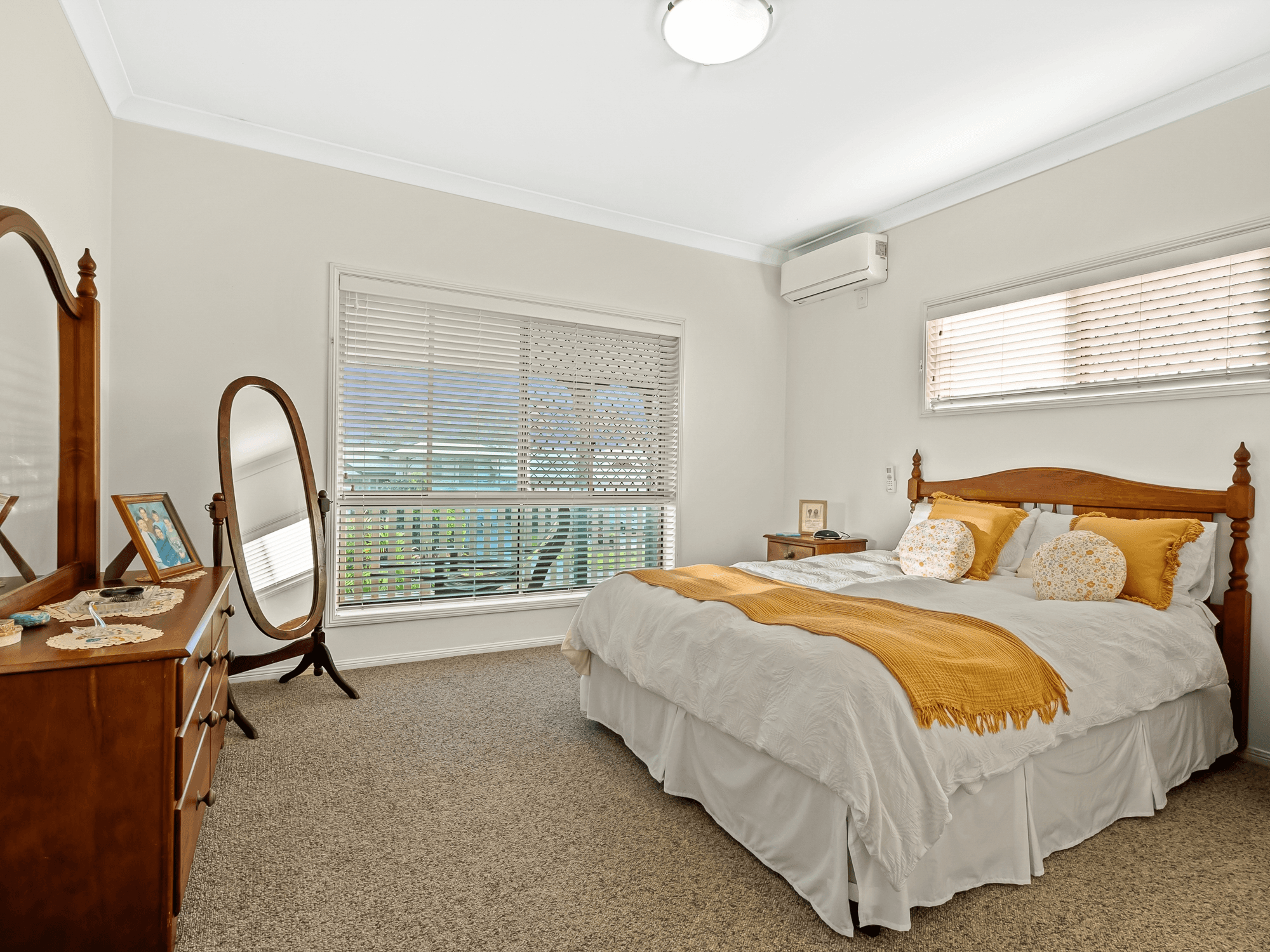 2 Avalon Street, Sandstone Point, QLD 4511