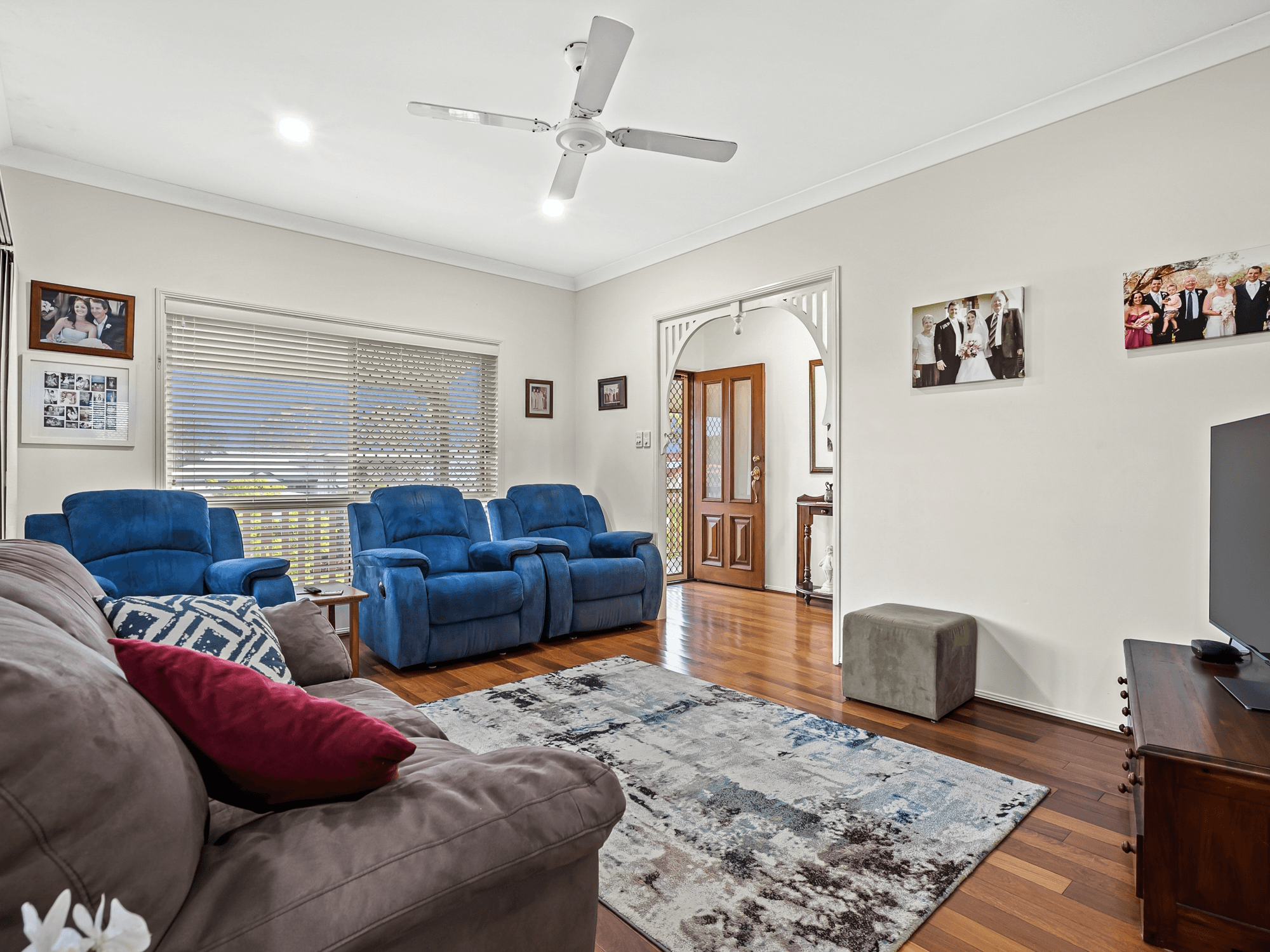 2 Avalon Street, Sandstone Point, QLD 4511