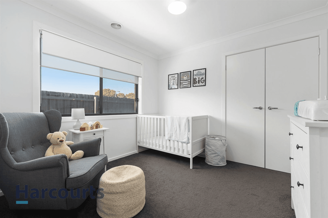 69 Lats Avenue, Carrum Downs, VIC 3201