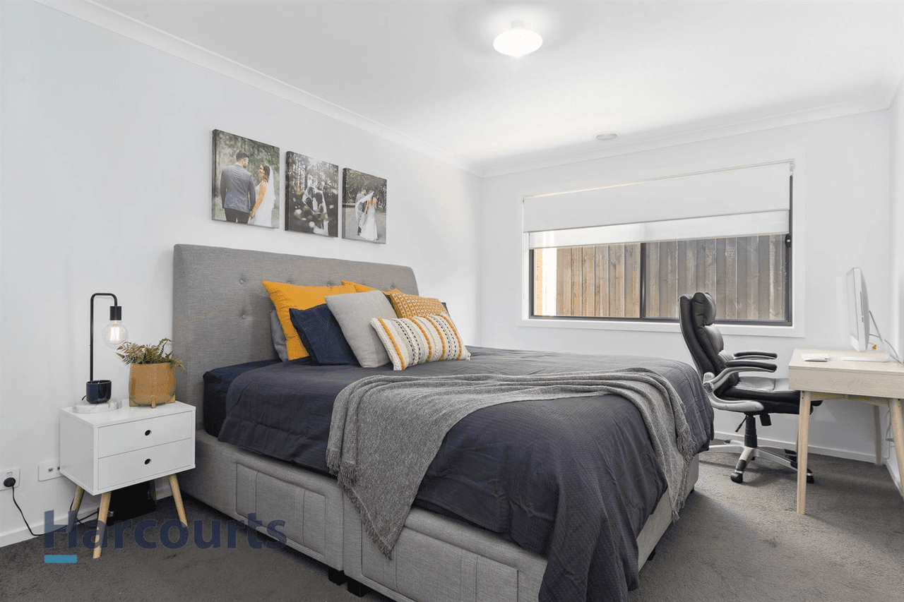 69 Lats Avenue, Carrum Downs, VIC 3201