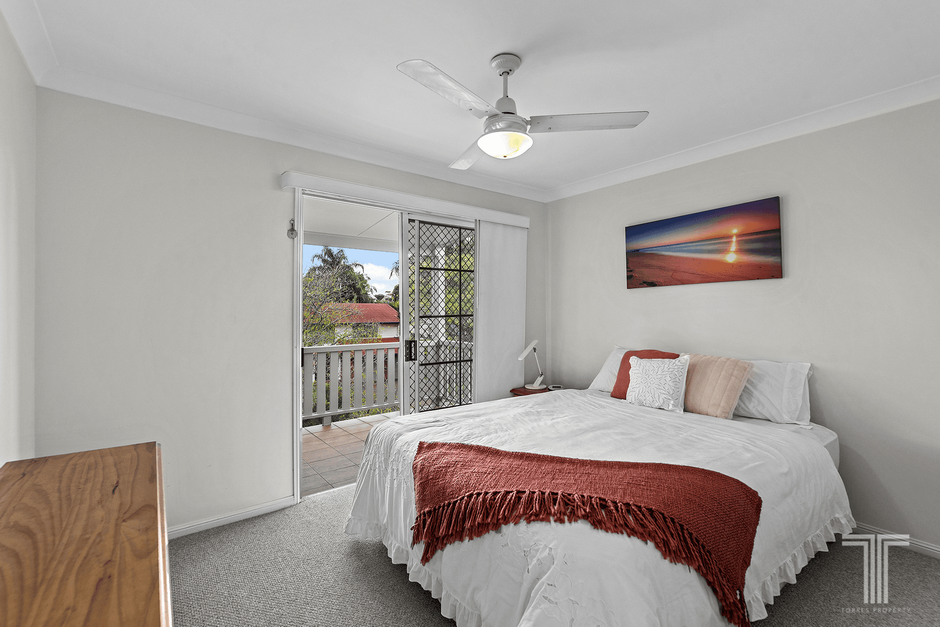 1 Poinciana Close, Mount Gravatt East, QLD 4122