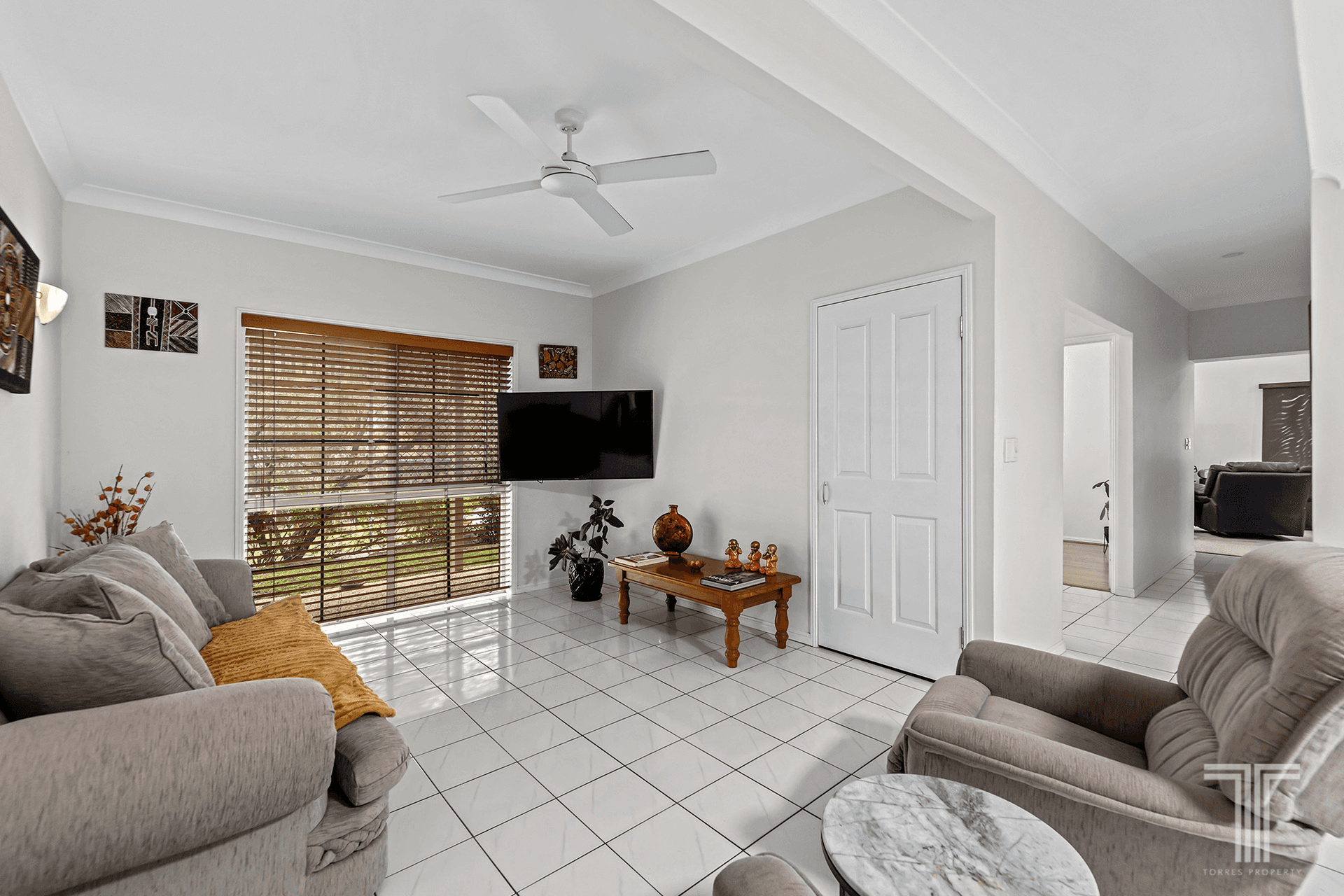 1 Poinciana Close, Mount Gravatt East, QLD 4122