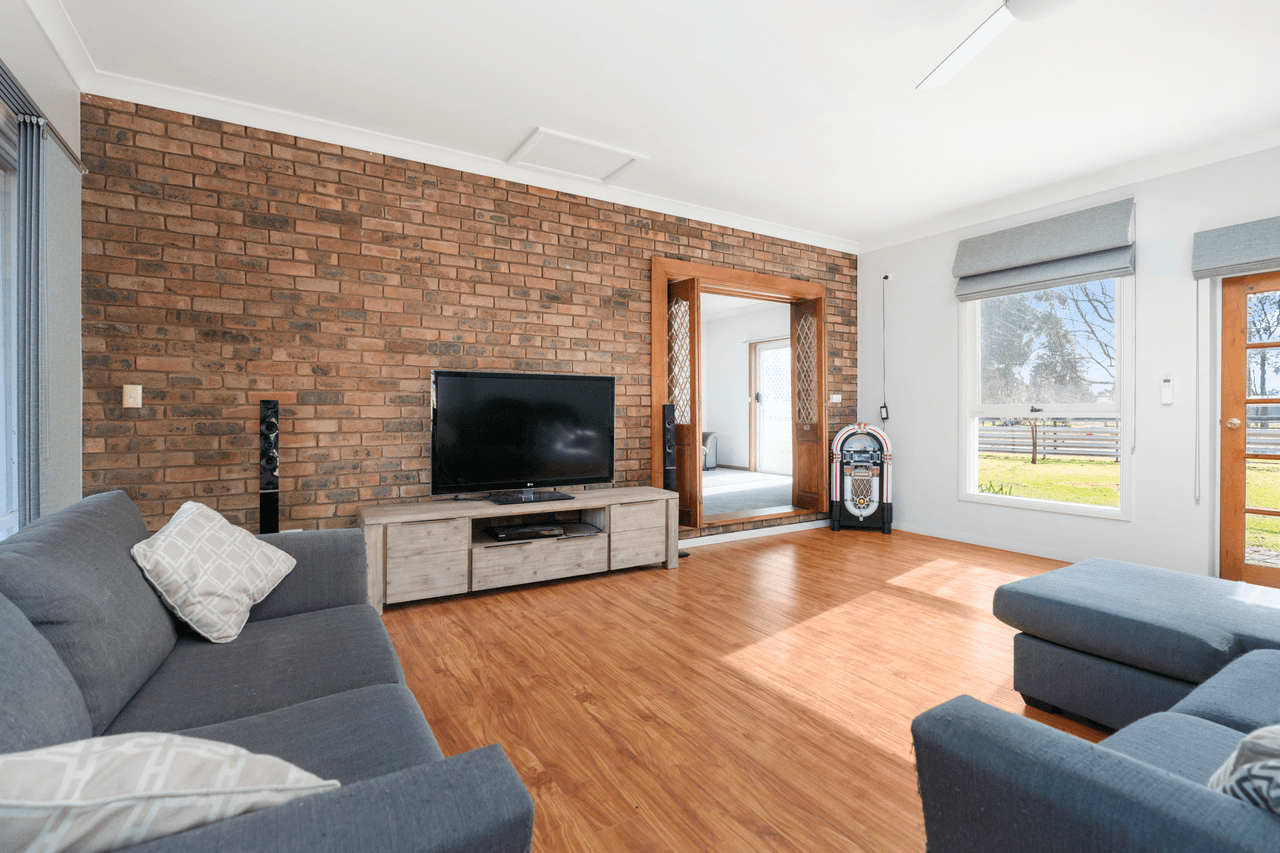 315 Pioneer Drive, JINDERA, NSW 2642