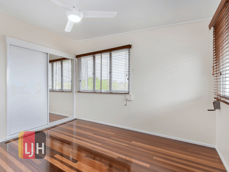 107 Wilgarning Street, STAFFORD HEIGHTS, QLD 4053