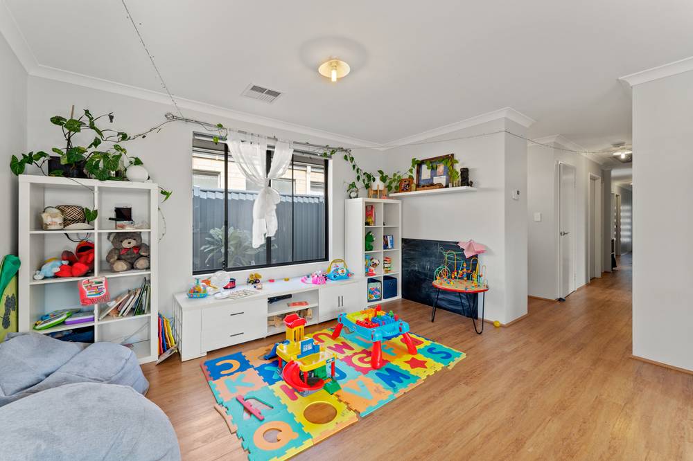 10 Albina Way, BALDIVIS, WA 6171