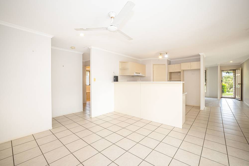 15 Monavale Court, Sandstone Point, QLD 4511
