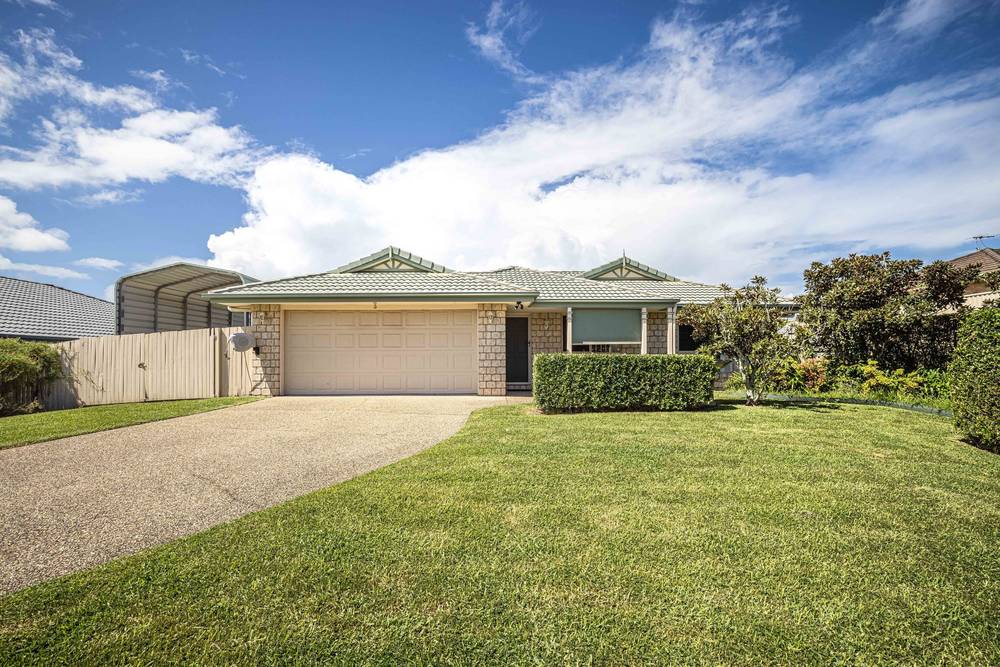 15 Monavale Court, Sandstone Point, QLD 4511