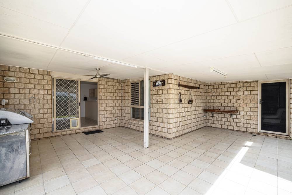 15 Monavale Court, Sandstone Point, QLD 4511