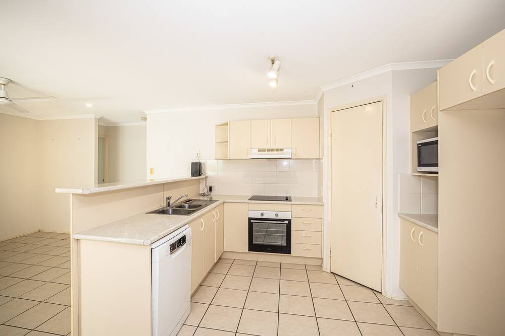 15 Monavale Court, Sandstone Point, QLD 4511