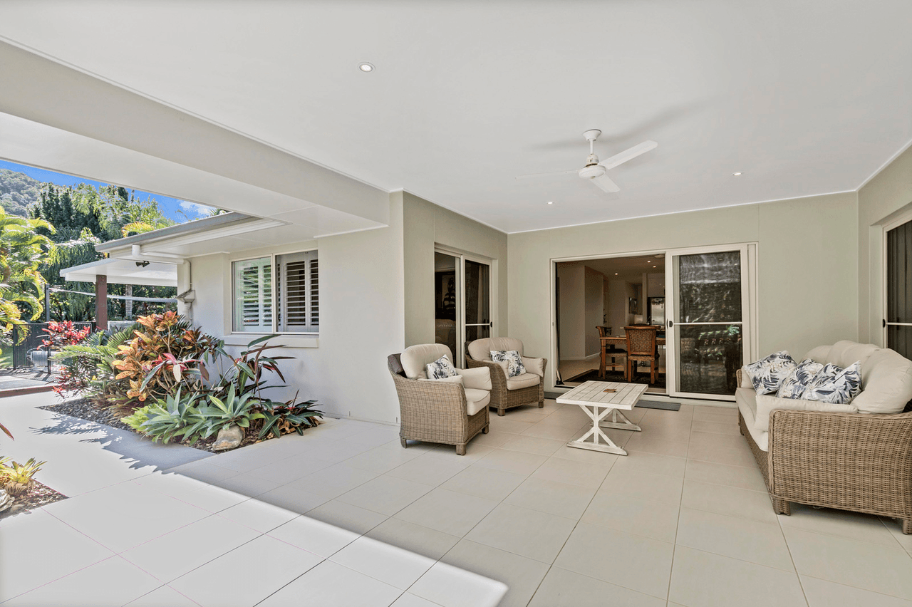 2 Whipbird Place, Glenview, QLD 4553