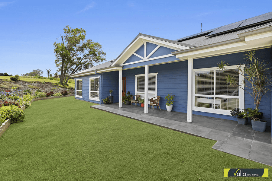 86 LAKEVIEW CLOSE, NORTH MACKSVILLE, NSW 2447