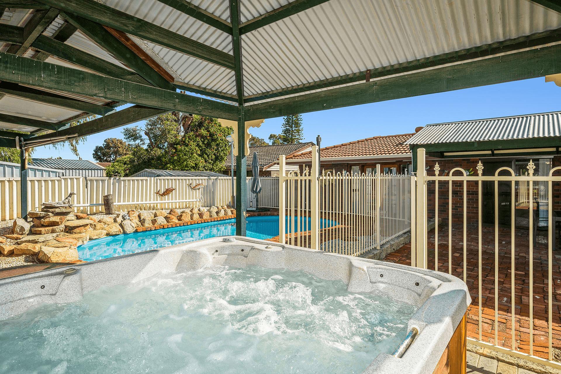 52 Allamanda Way, Forrestfield, WA 6058