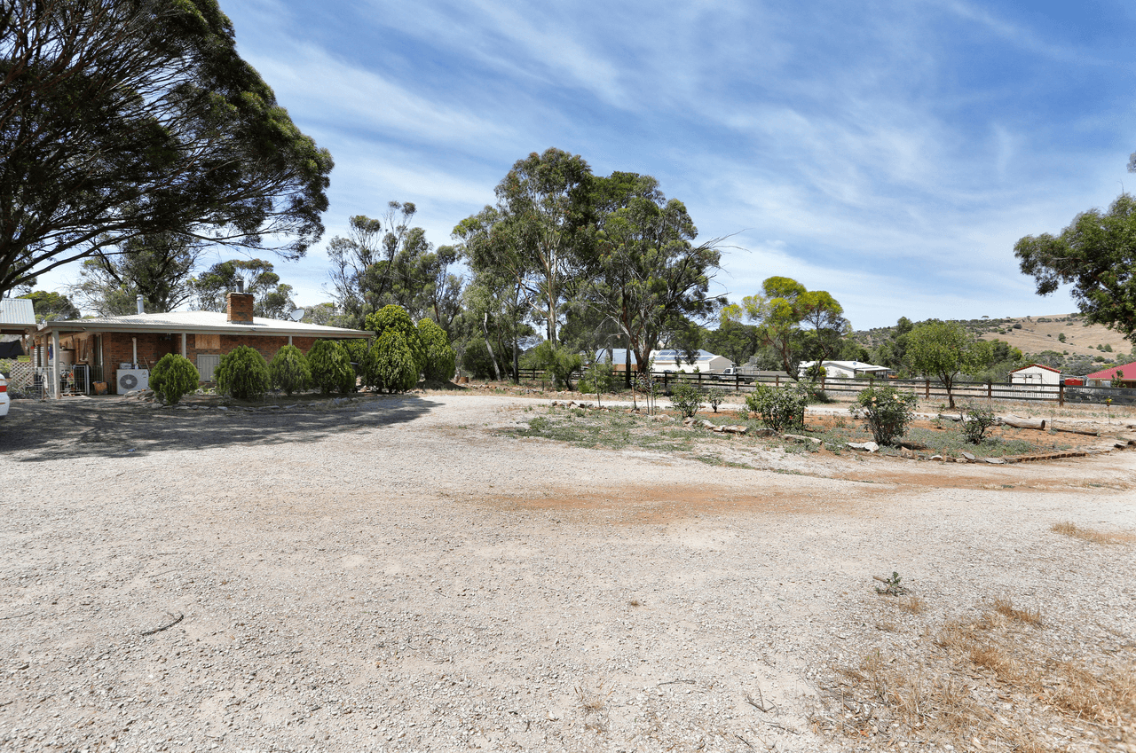 35 Ayers Street, BURRA, SA 5417