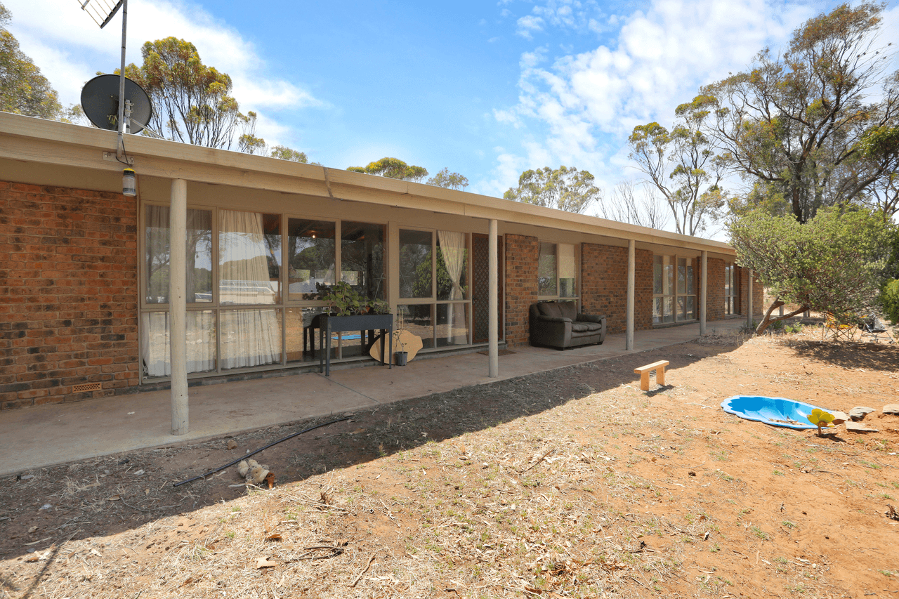 35 Ayers Street, BURRA, SA 5417