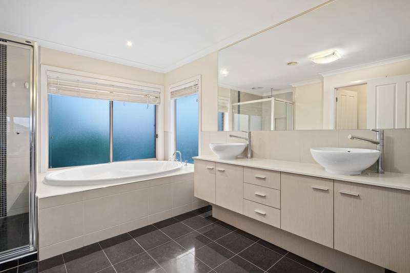 87 Linacre Drive, BUNDOORA, VIC 3083