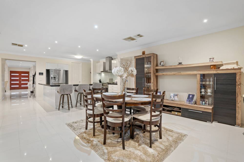 87 Linacre Drive, BUNDOORA, VIC 3083